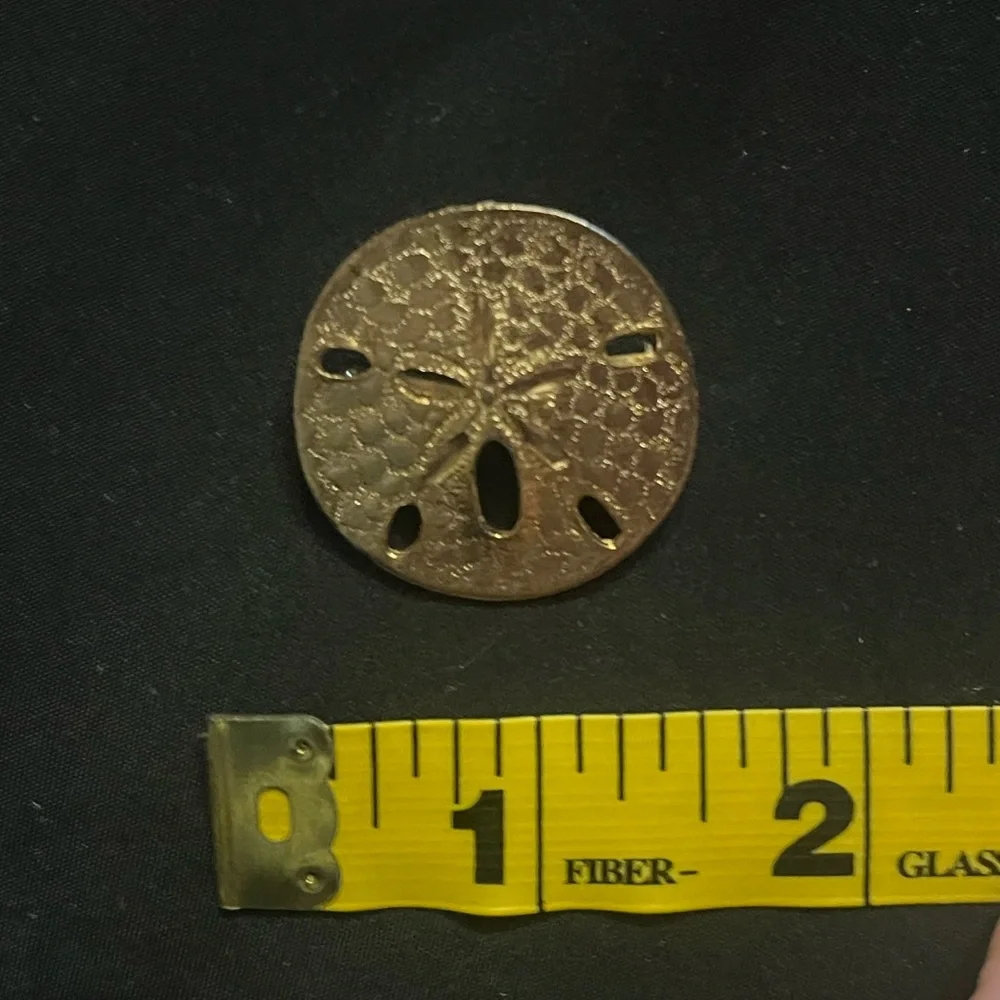 Vintage Gold Tone Sand Dollar Brooch